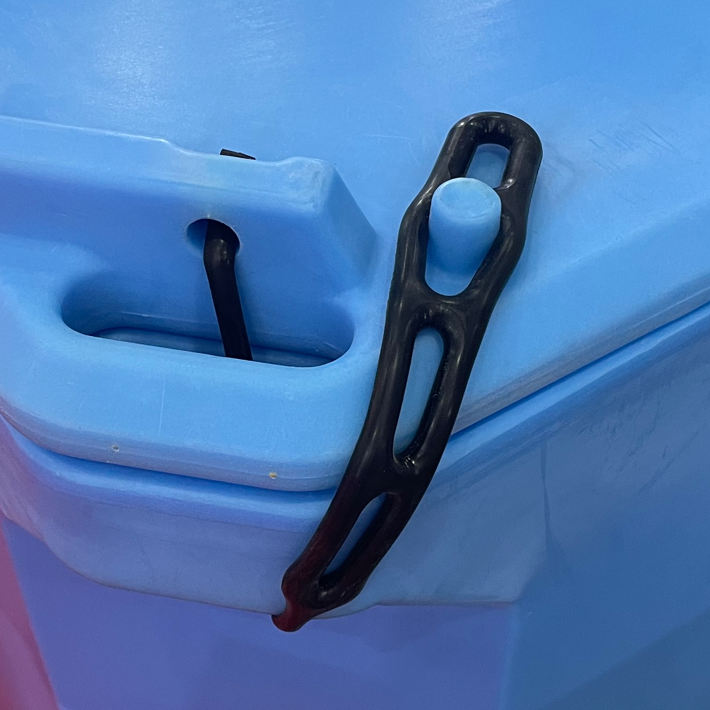Integrated Locking Lids